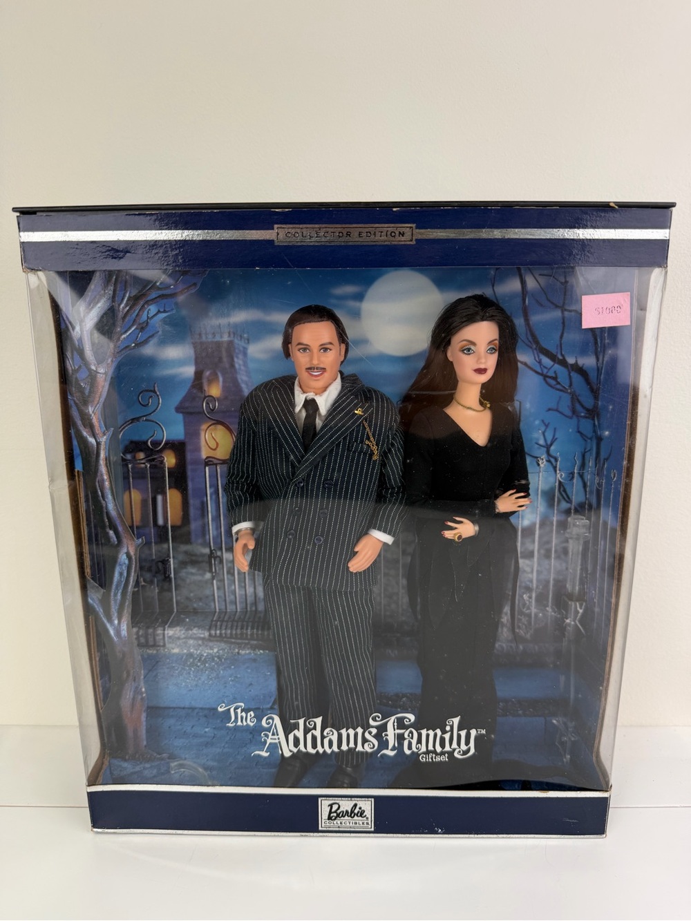 2000 Barbie The Addams Family Morticia & Gomez Collector Giftset #27276